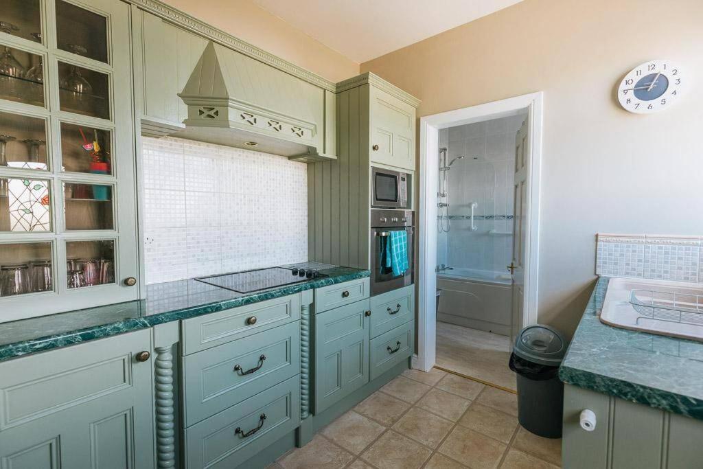 Beachfront Bliss: Bridlington Ground Floor Apartment Bessingby Exterior photo