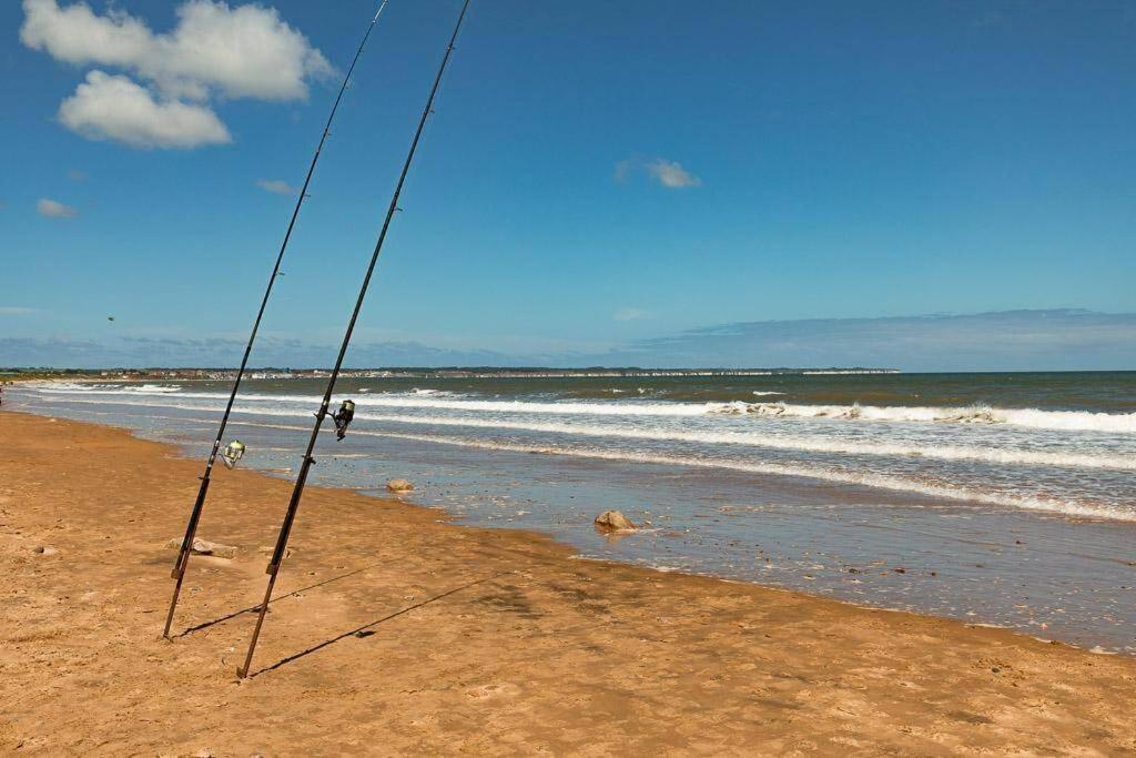 Beachfront Bliss: Bridlington Ground Floor Apartment Bessingby Exterior photo
