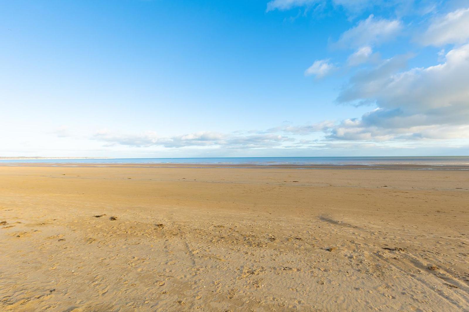 Beachfront Bliss: Bridlington Ground Floor Apartment Bessingby Exterior photo