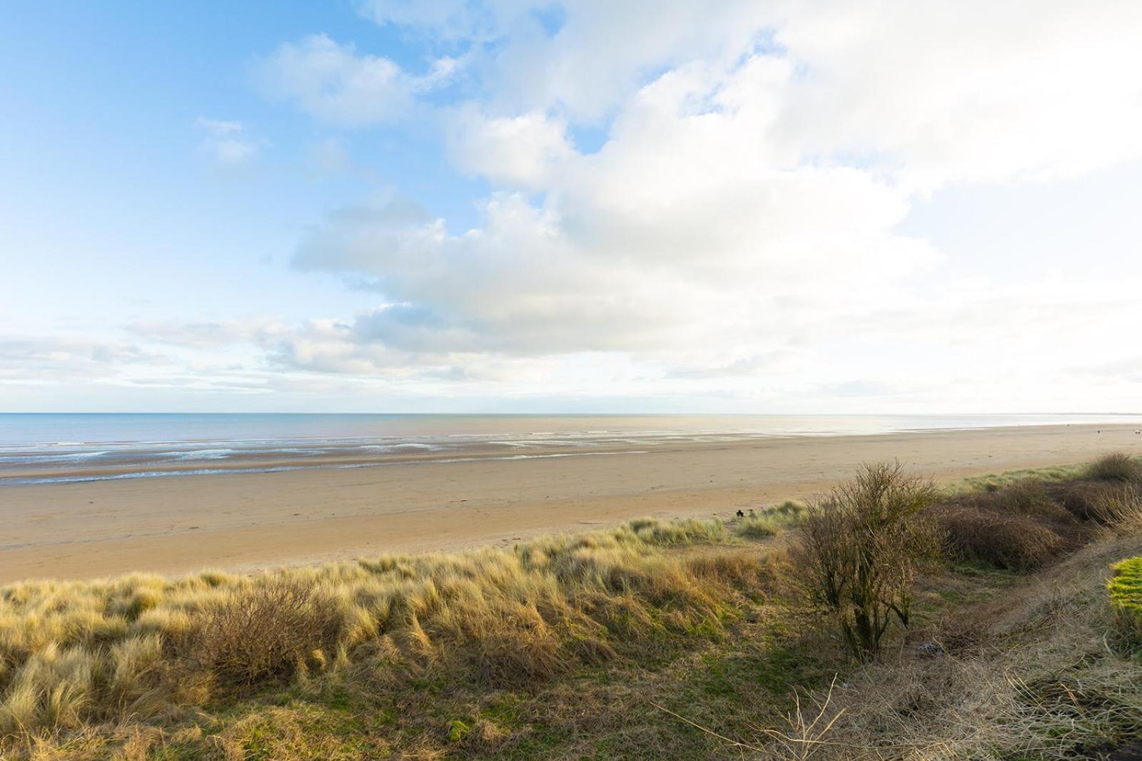 Beachfront Bliss: Bridlington Ground Floor Apartment Bessingby Exterior photo