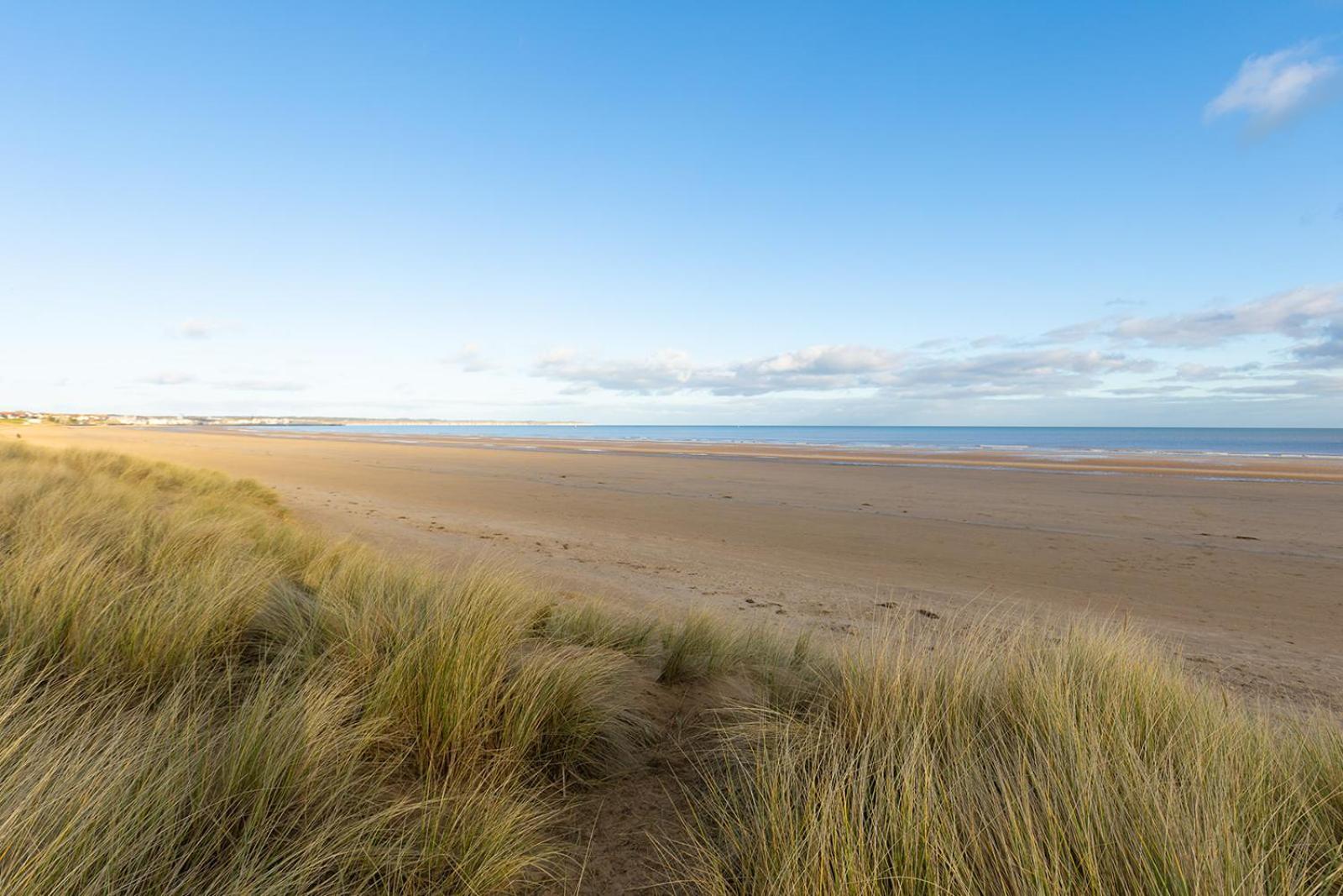 Beachfront Bliss: Bridlington Ground Floor Apartment Bessingby Exterior photo