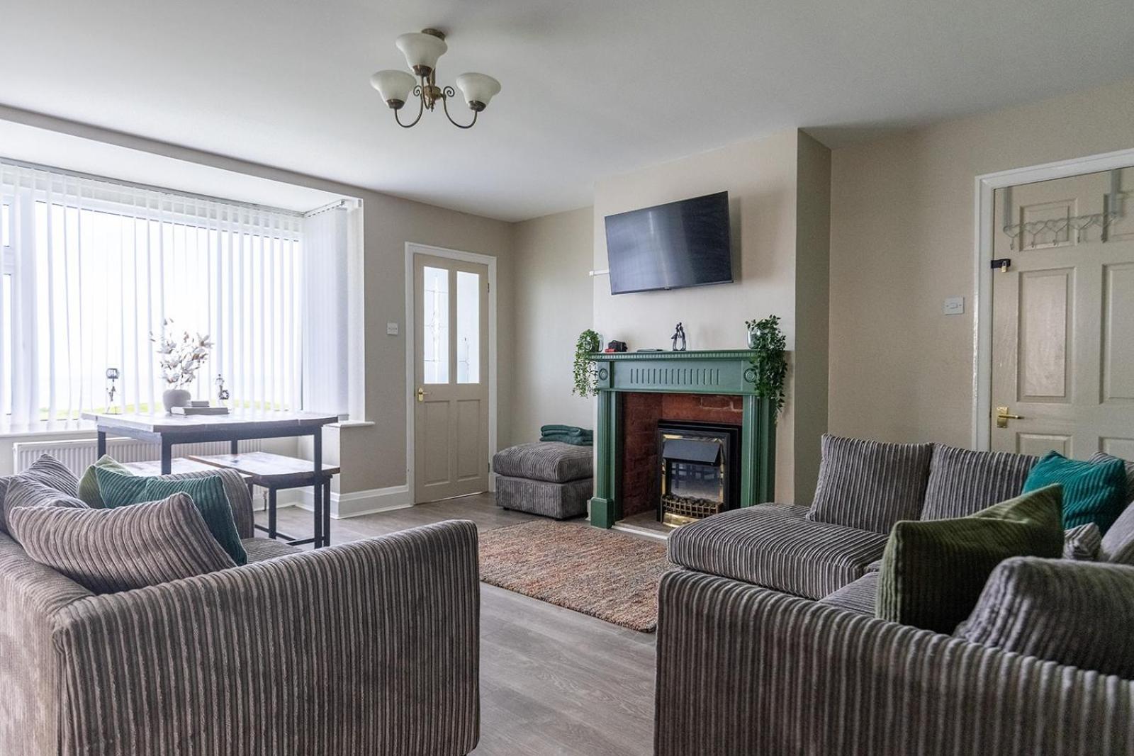 Beachfront Bliss: Bridlington Ground Floor Apartment Bessingby Exterior photo
