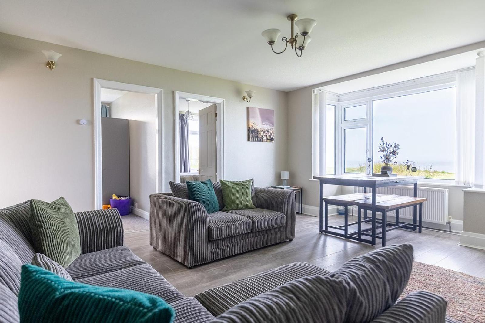 Beachfront Bliss: Bridlington Ground Floor Apartment Bessingby Exterior photo